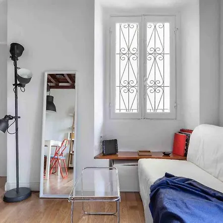 Апартаменты Cozy And Comfy Studio In Brera