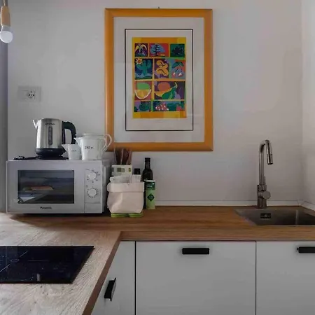Cozy And Comfy Studio In Brera * Милан